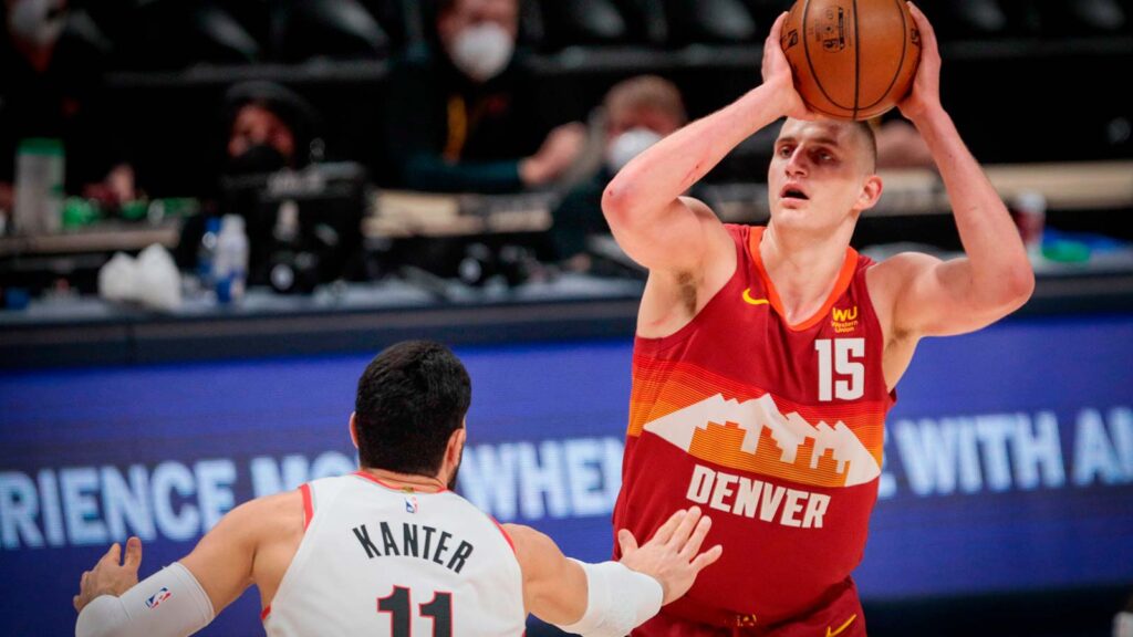 Jokic Nuggets Blazers