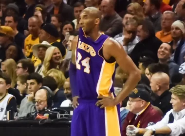Kobe Bryant mudou número