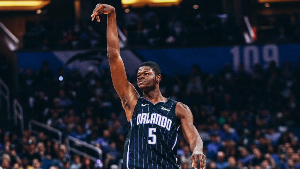 Mo Bamba renova Orlando Magic dois anos