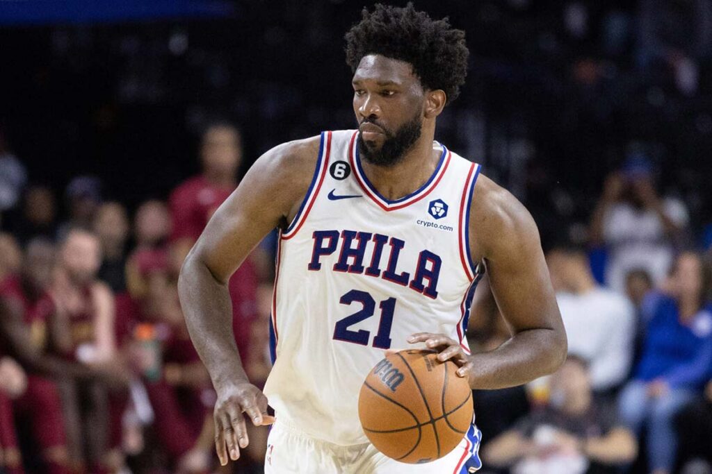 Joel Embiid fãs querem seja negociado