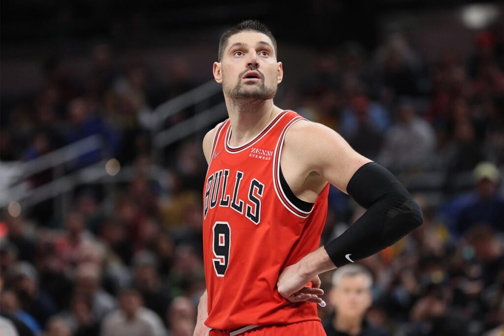 Bulls renovação Vucevic