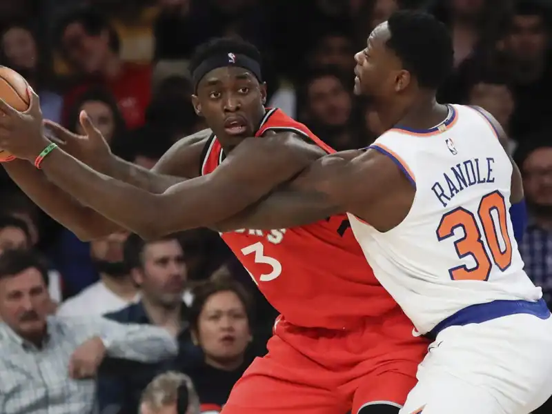 Paskal Siakam Toronto Raptos Julius Randle New York Knicks