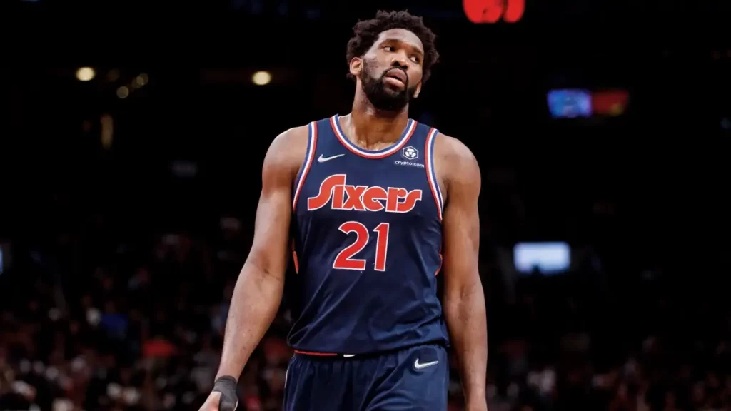 Joel Embiid 76ers lesão