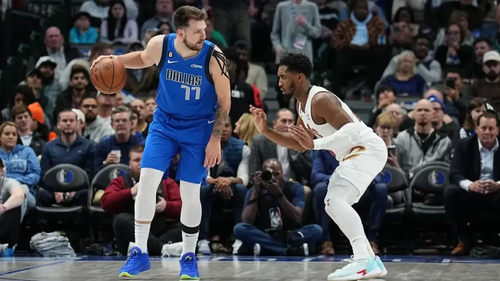 Doncic Mitchell Jogadores Semana