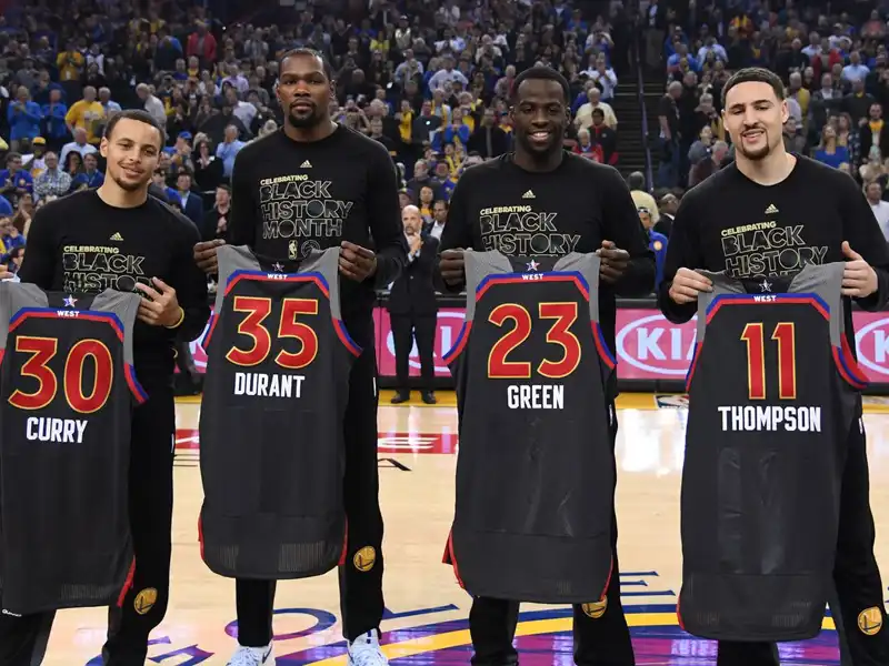 Stephen Curry Kevin Durant Draymond Geen Klay Thompson