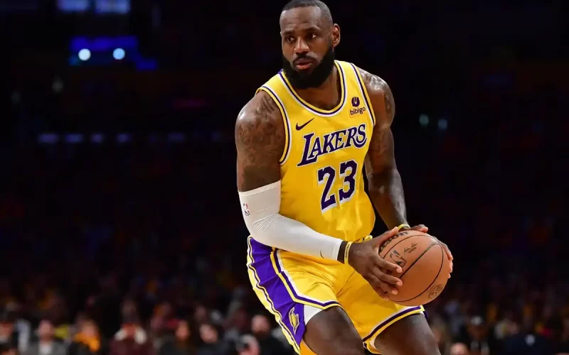 LeBron James aposentar Lakers