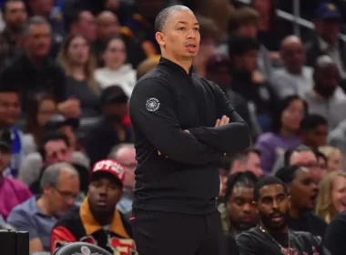 Clippers extensão Tyronn Lue