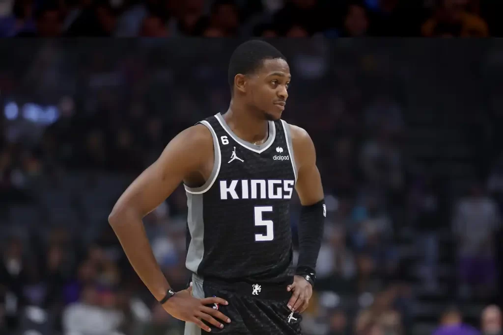 De'Aaron Fox extensão Kings