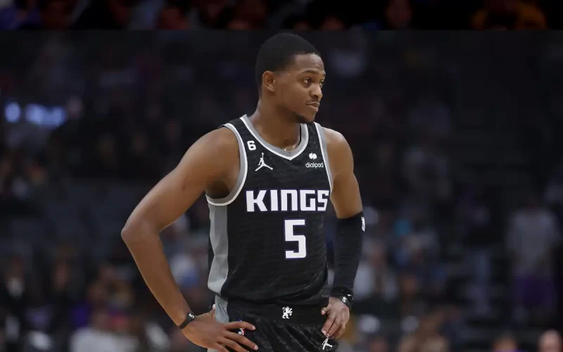 De'Aaron Fox extensão Kings