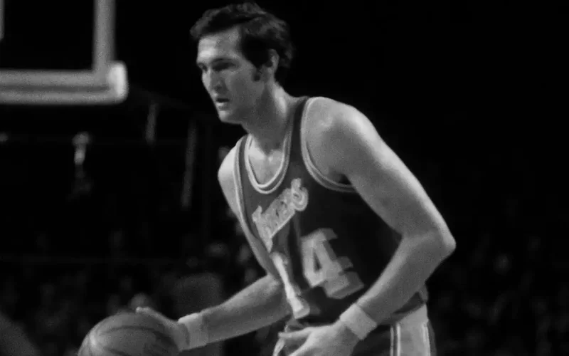 Jerry West morre