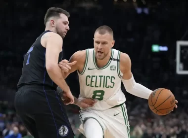 Porzingis Celtics Mavericks