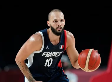 Evan Fournier Olympiacos