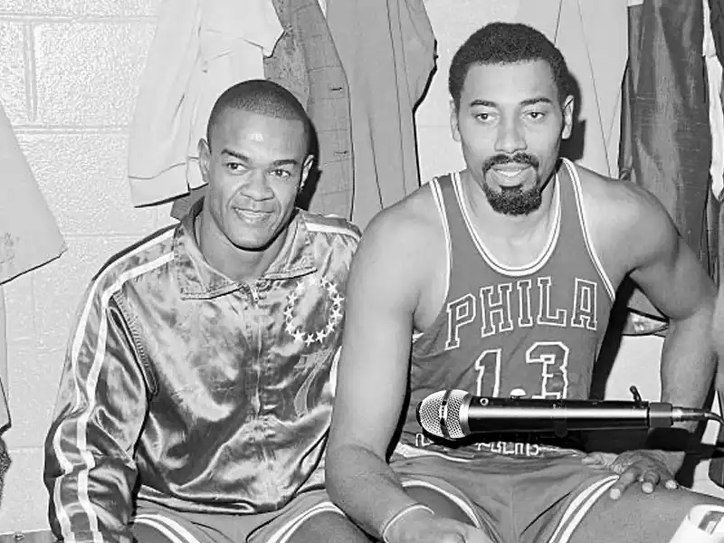 Hal Greer e Wilt Chamberlain Philadelphia