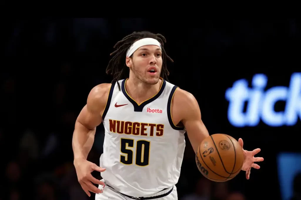 Aaron Gordon Nuggets fora