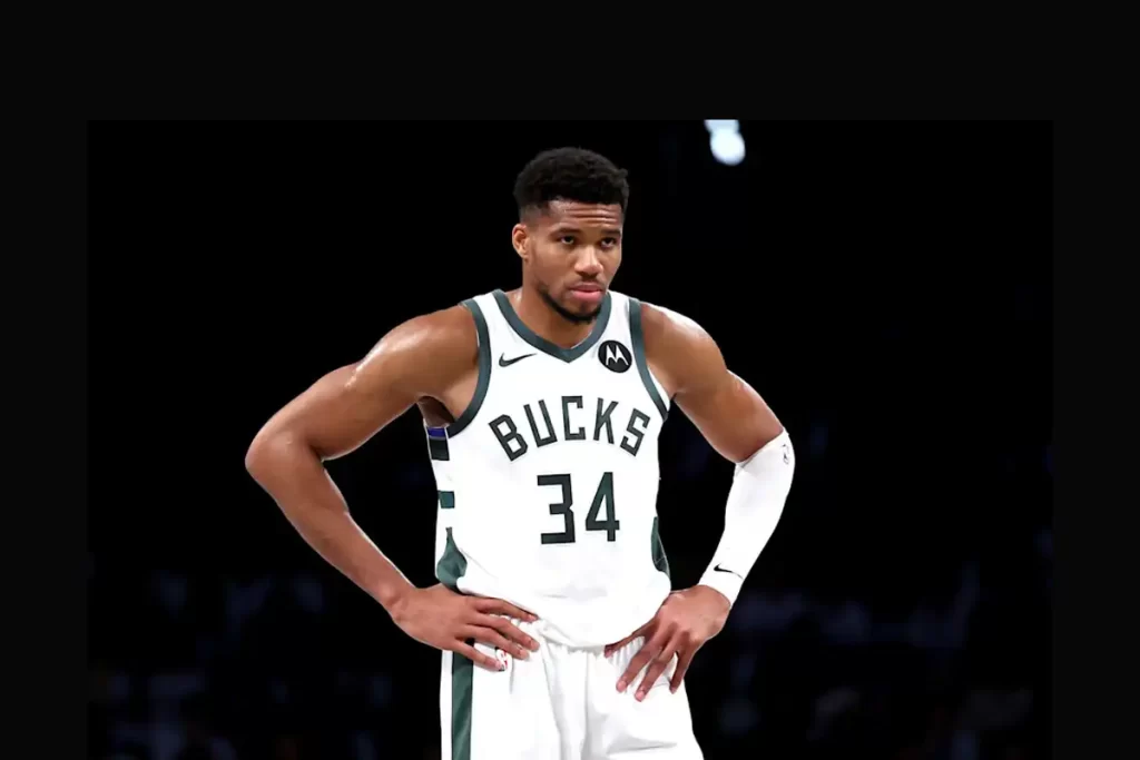 Giannis Antetokounmpo adeus Bucks