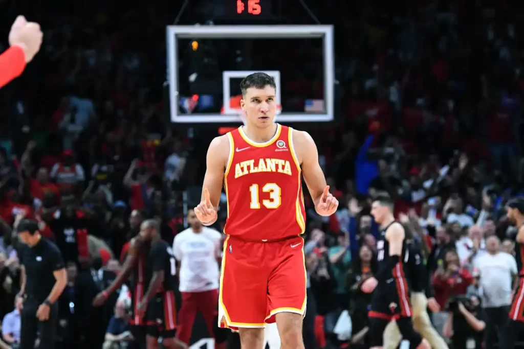 Hawks negociar Bogdan Bogdanovic