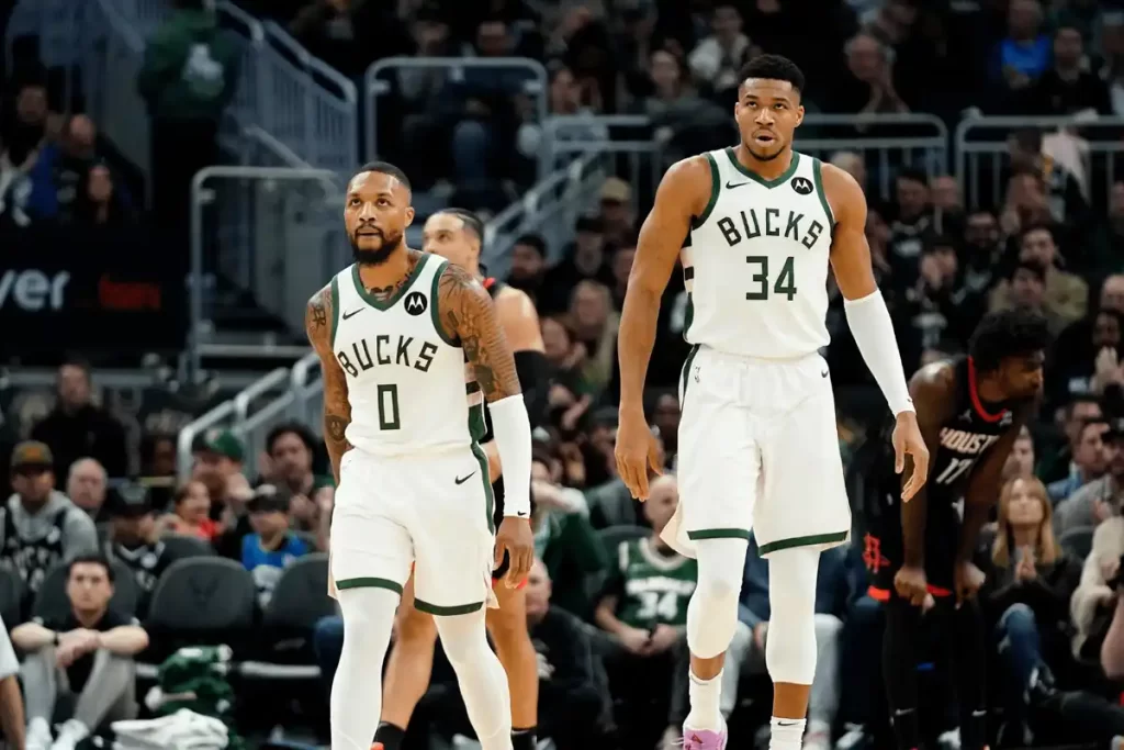 Bucks buscando jogador impacto