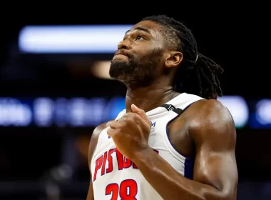 Stewart Pistons suspenso multado