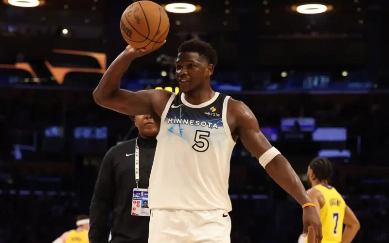 Mavericks Anthony Edwards Davis