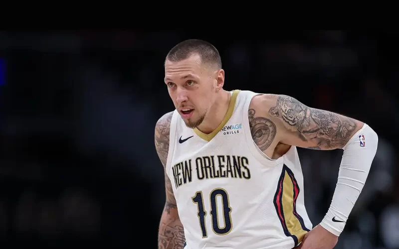 Thunder renunciou Daniel Theis