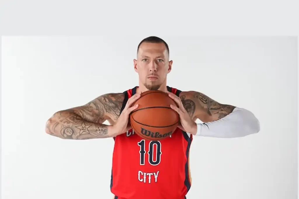 Pelicans troca Theis Thunder