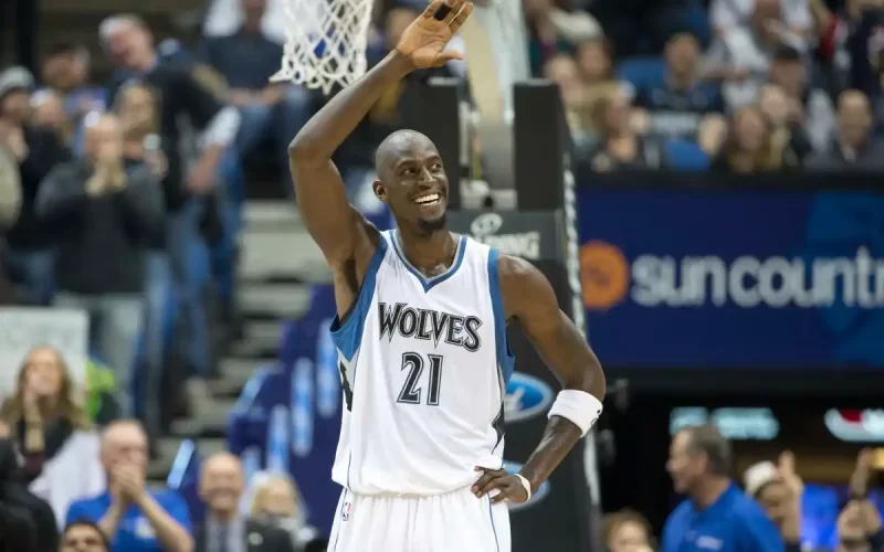 Kevin Garnett diretoria Timberwolves