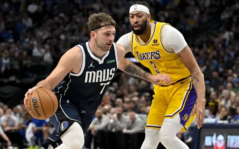 Doncic Lakers Davis Mavericks