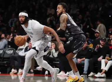 Anthony Davis Mavericks playoffs