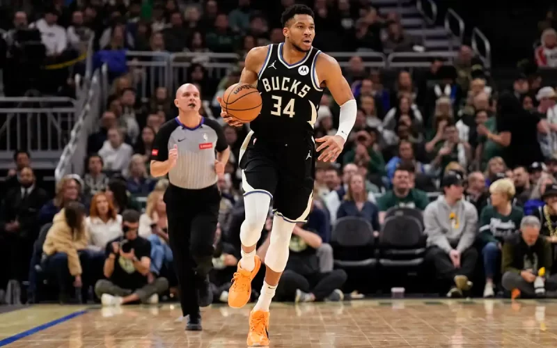 Giannis Antetokounmpo futuro Bucks