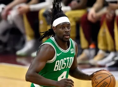 Jrue Holiday Celtics Fora