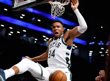 Giannis Antetokounmpo Bucks reunião