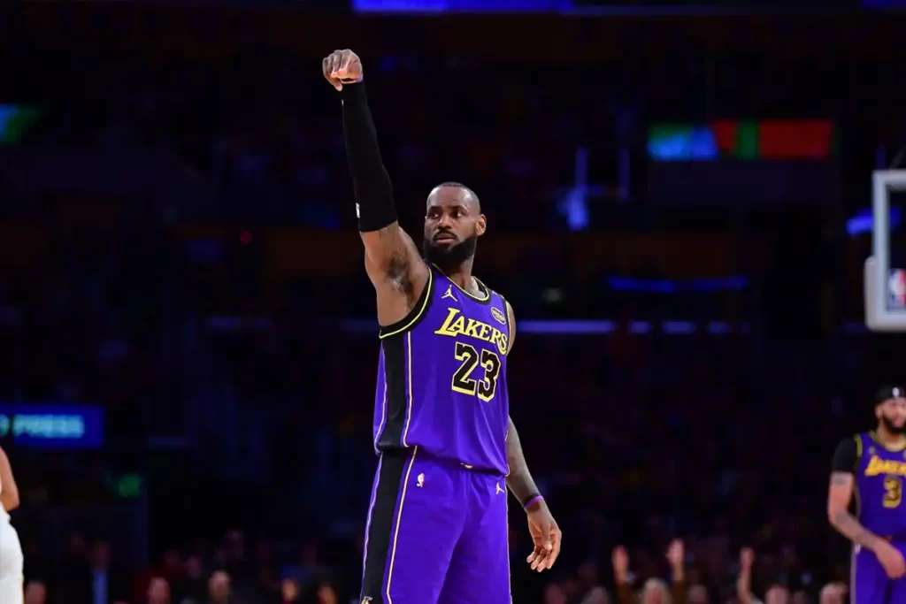 LeBron James Lakers opção