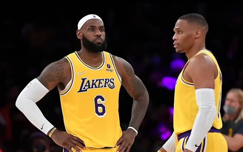 Westbrook LeBron não fala