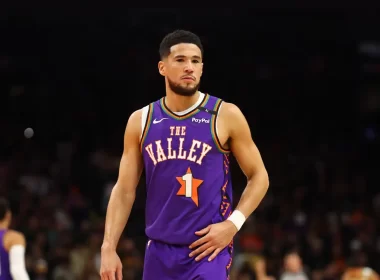 Devin Booker elegível extensão
