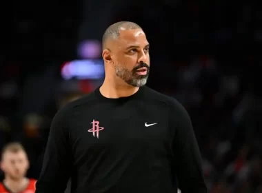 Rockets extensão Ime Udoka