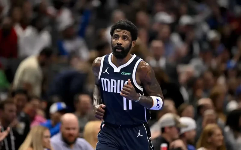 Kyrie Irving Mavericks três anos