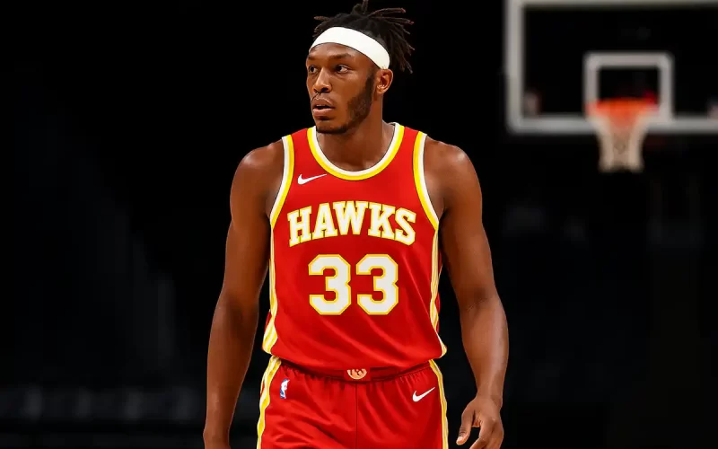 Hawks Myles Turner