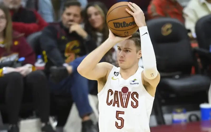 Sam Merrill Cavaliers