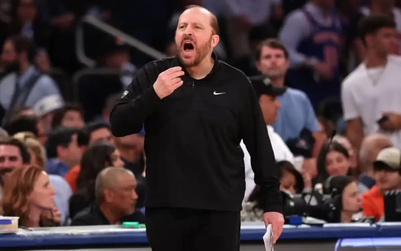 Knicks demite Tom Thibodeau