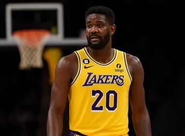 Deandre Ayton Lakers