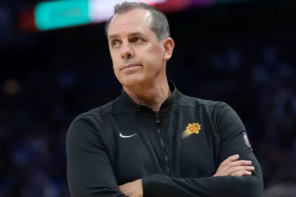 Mavericks Frank Vogel treinador