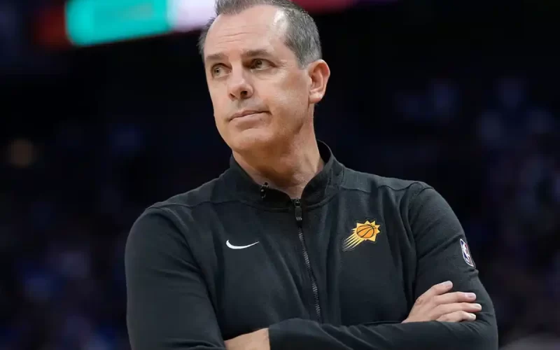 Mavericks Frank Vogel treinador