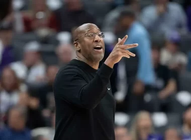 Knicks Mike Brown treinador