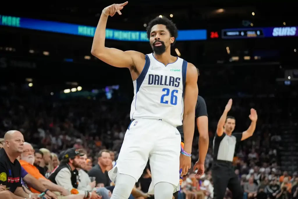 Spencer Dinwiddie Hornets