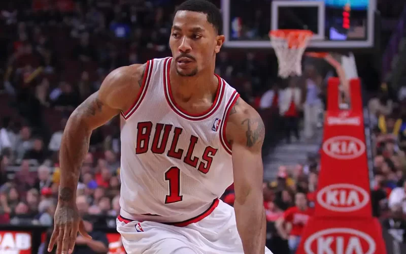 Bulls aposentar Derrick Rose