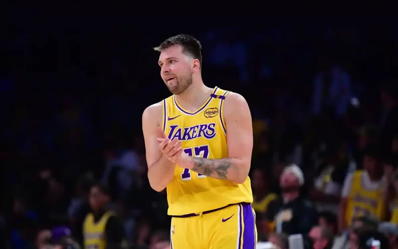 Luka Doncic extensão Lakers