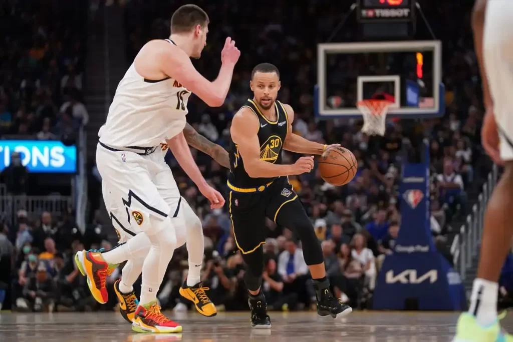 jogadores bem pagos NBA