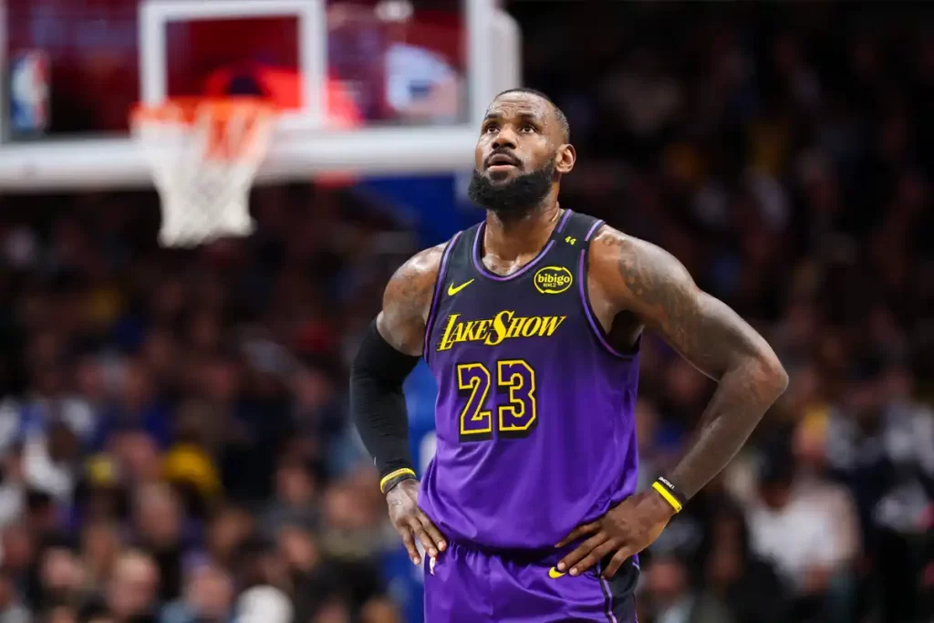 Jogadores velhos jovens NBA 2025-26