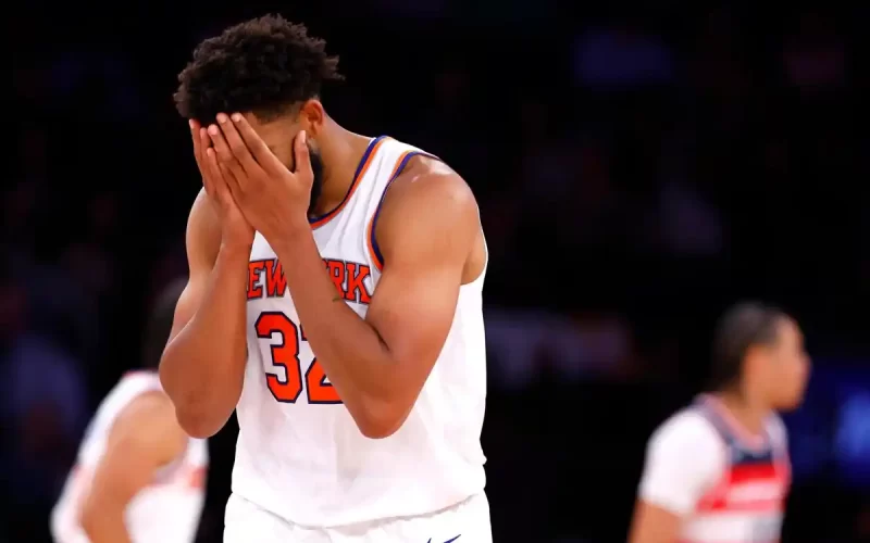 Karl-Anthony Towns Trocado