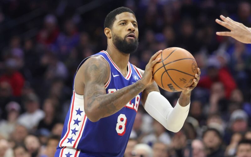 Paul George Suspenso 76ers